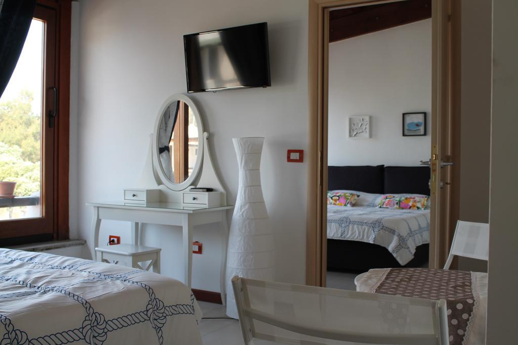 Il Caimano B & B, Con Piscina Dal 13 Luglio Al 31 Agosto Вулкано Номер фото