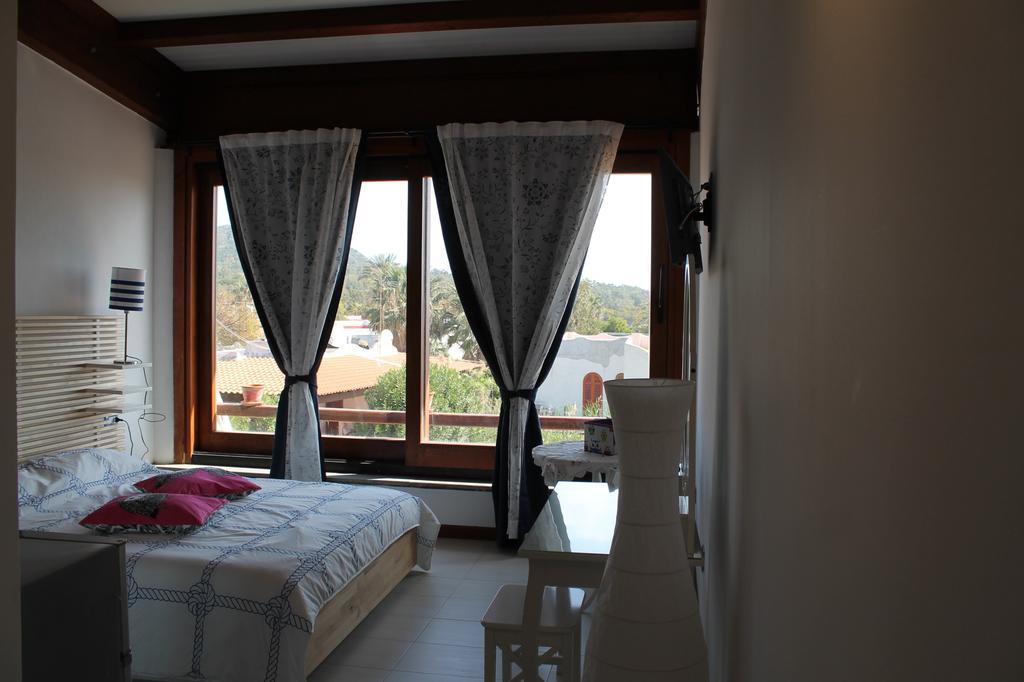 Il Caimano B & B, Con Piscina Dal 13 Luglio Al 31 Agosto Вулкано Номер фото